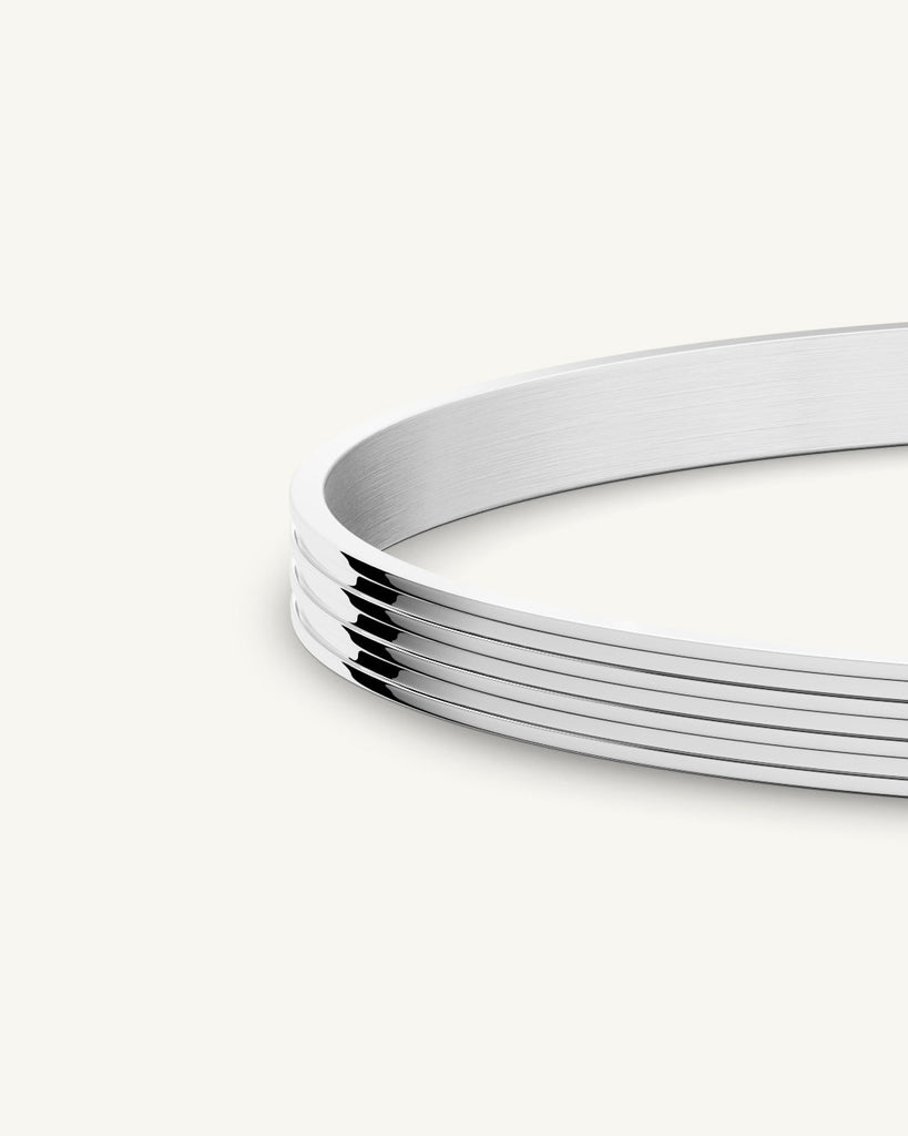 Avant Bangle Polished