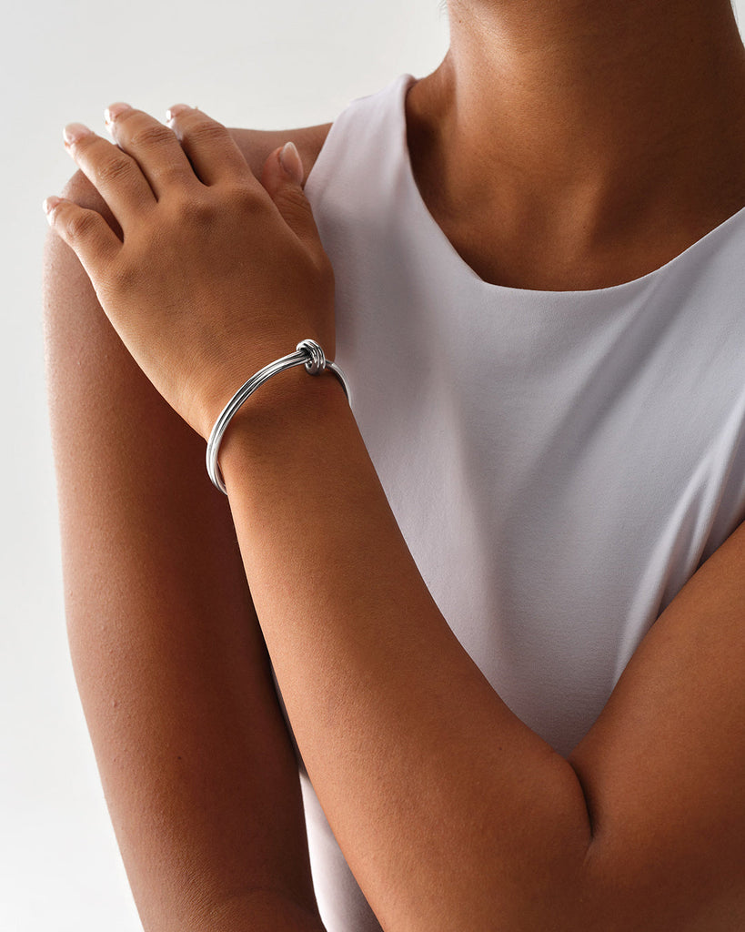 Dual Knot Bangle Polished