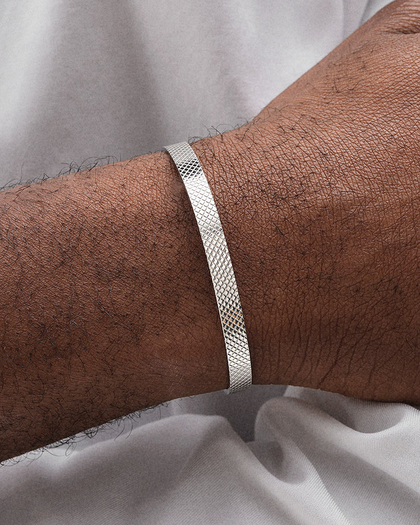 Grid Bangle Polished