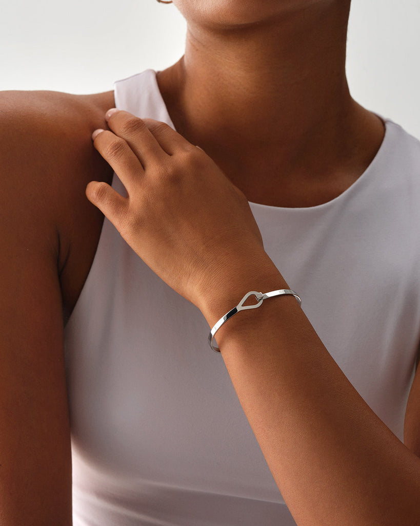 Signature Bangle Polished