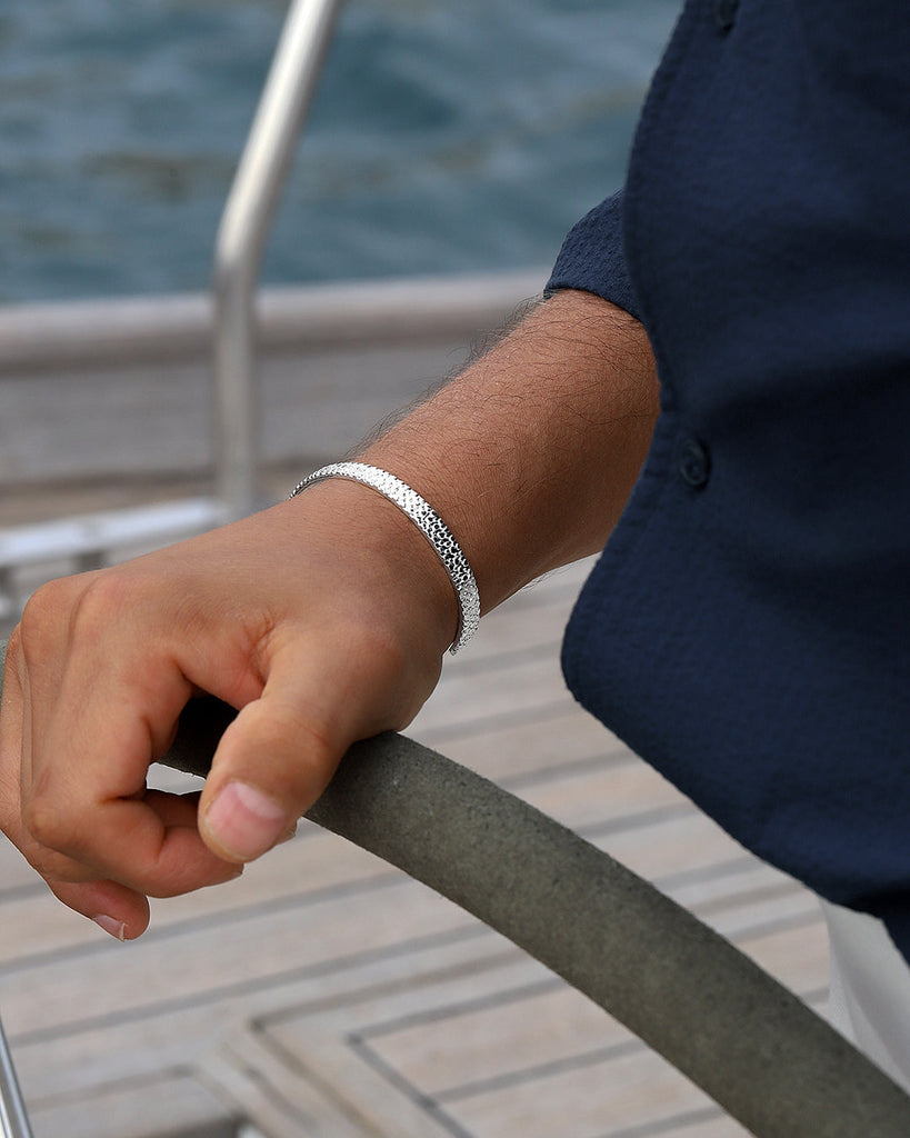 Frost Bangle Polished
