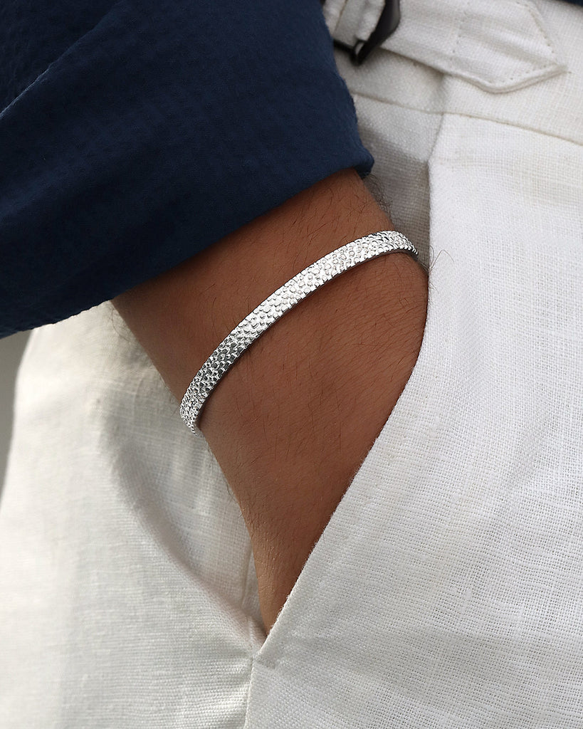 Frost Bangle Polished